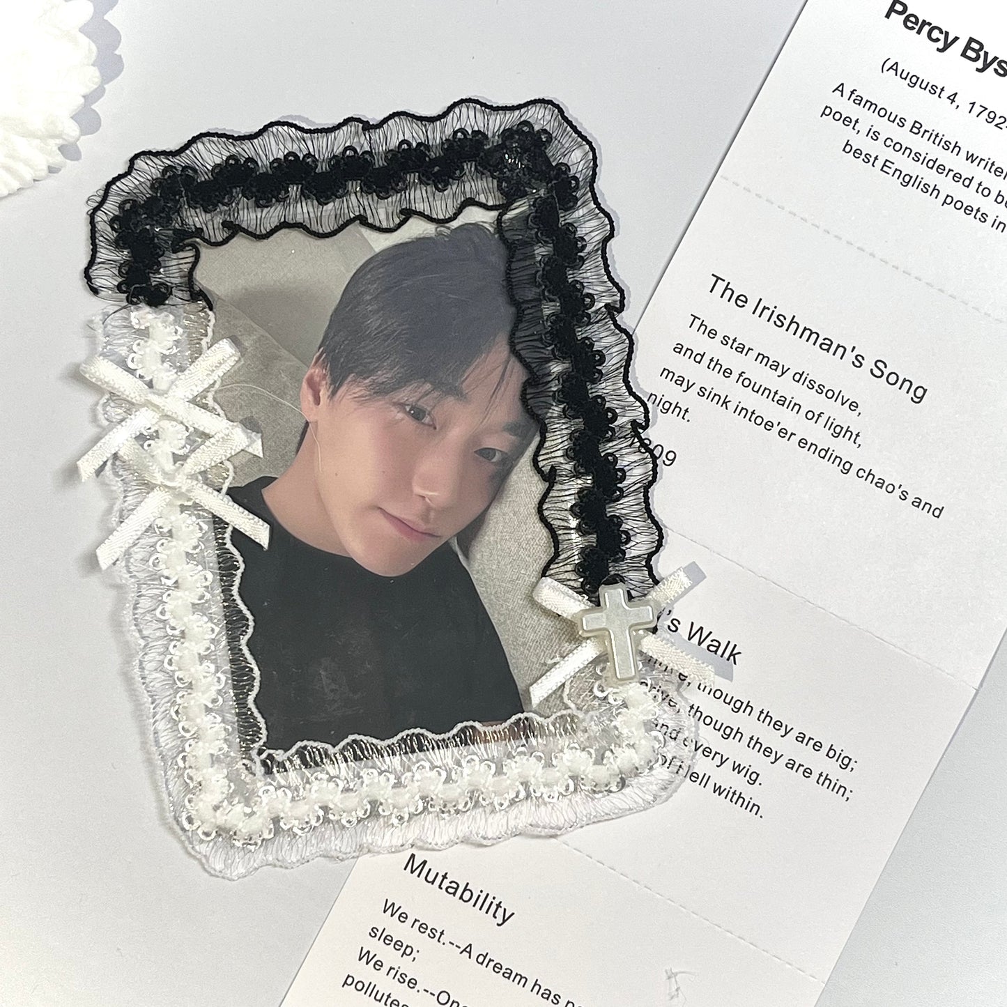 007 Handmade Vintage Lace Kpop Photocard Holder