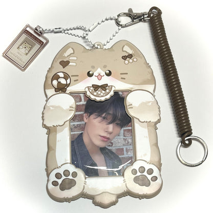 [022] Brown Cat KPOP Photocard Holder — Adorable Animal Plush Style