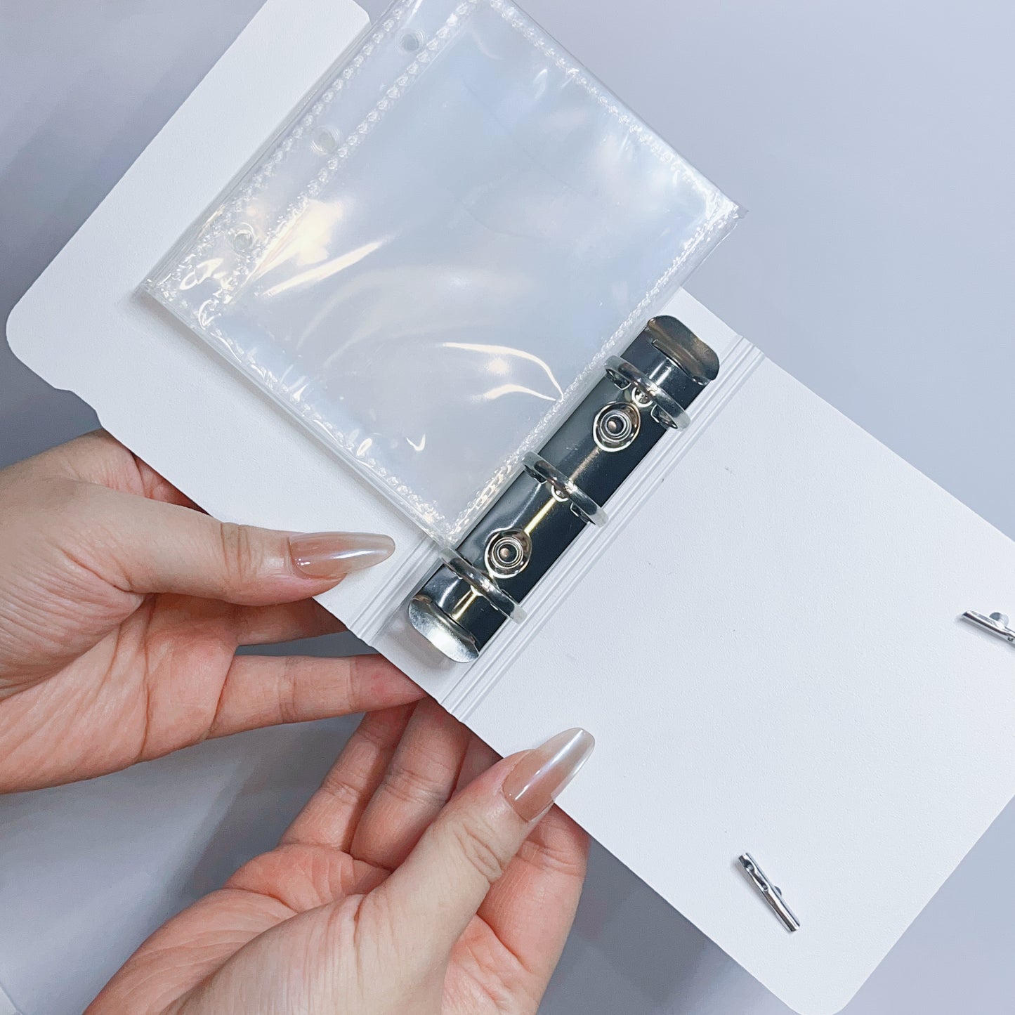 [029] Fresh "Smile" Photocard Album (1-grid) — White, Hard Shell, 20 Pages