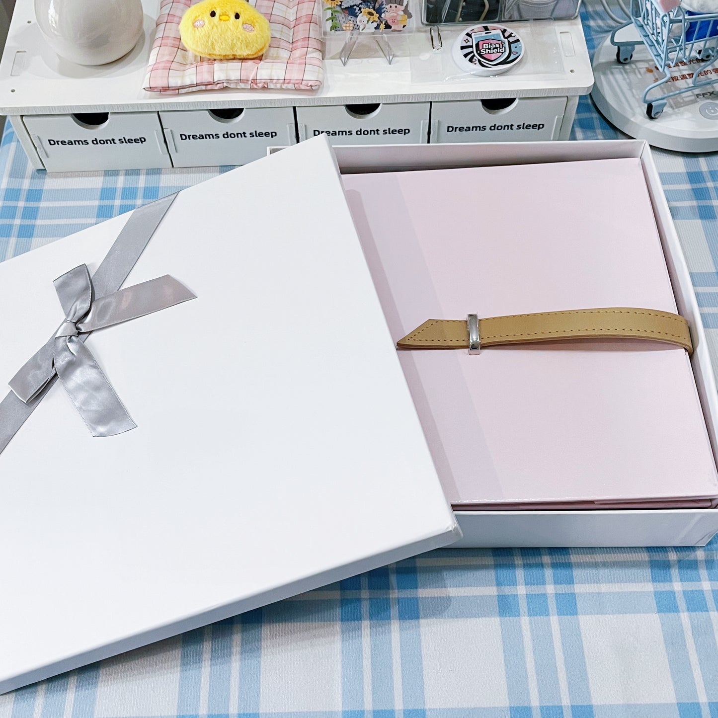 [050] Paste-in Photo Album — Pure Pink, Leather Cover with 20 Refillable Pages