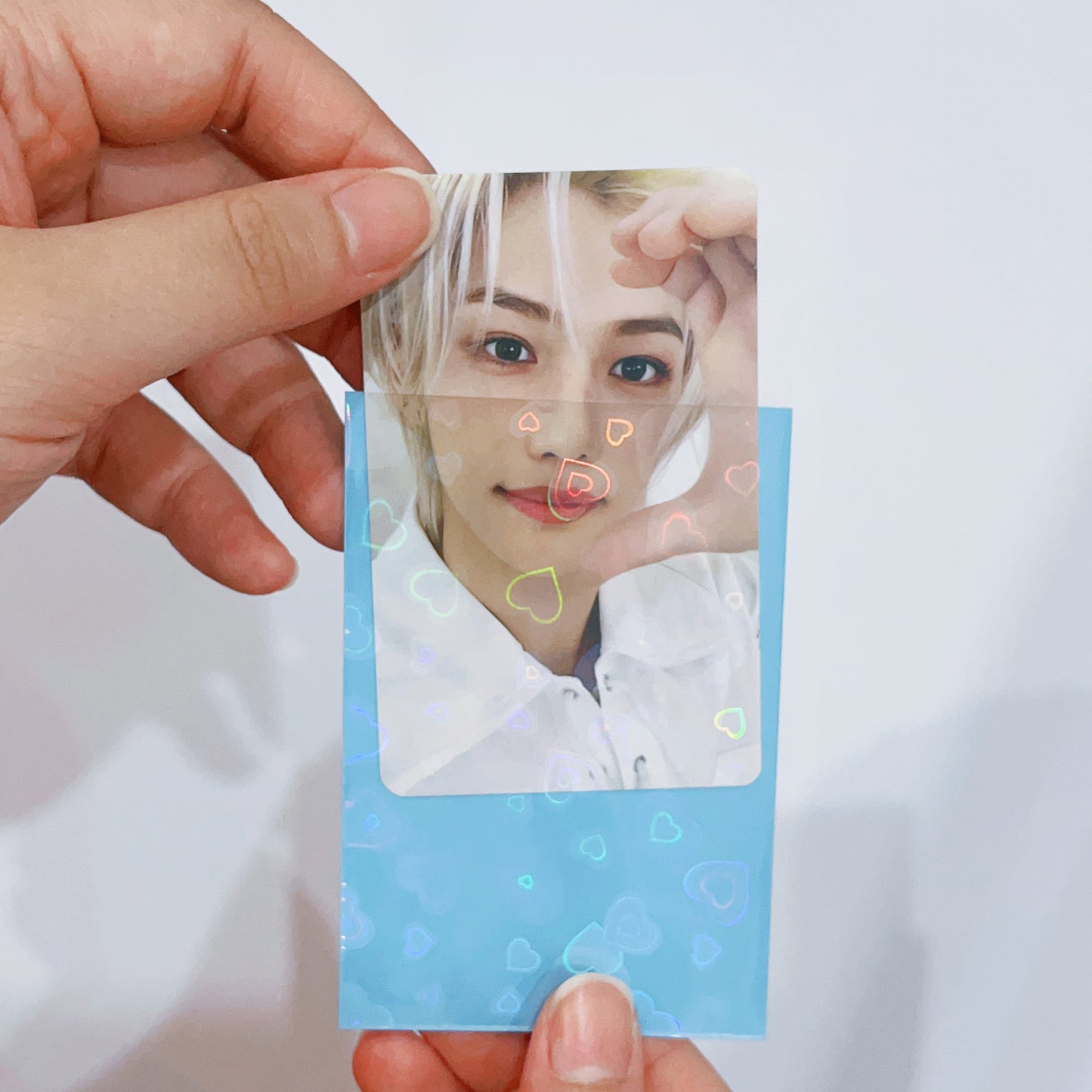 [053] Heart-shaped Holographic Sleeves — with Pastel Back