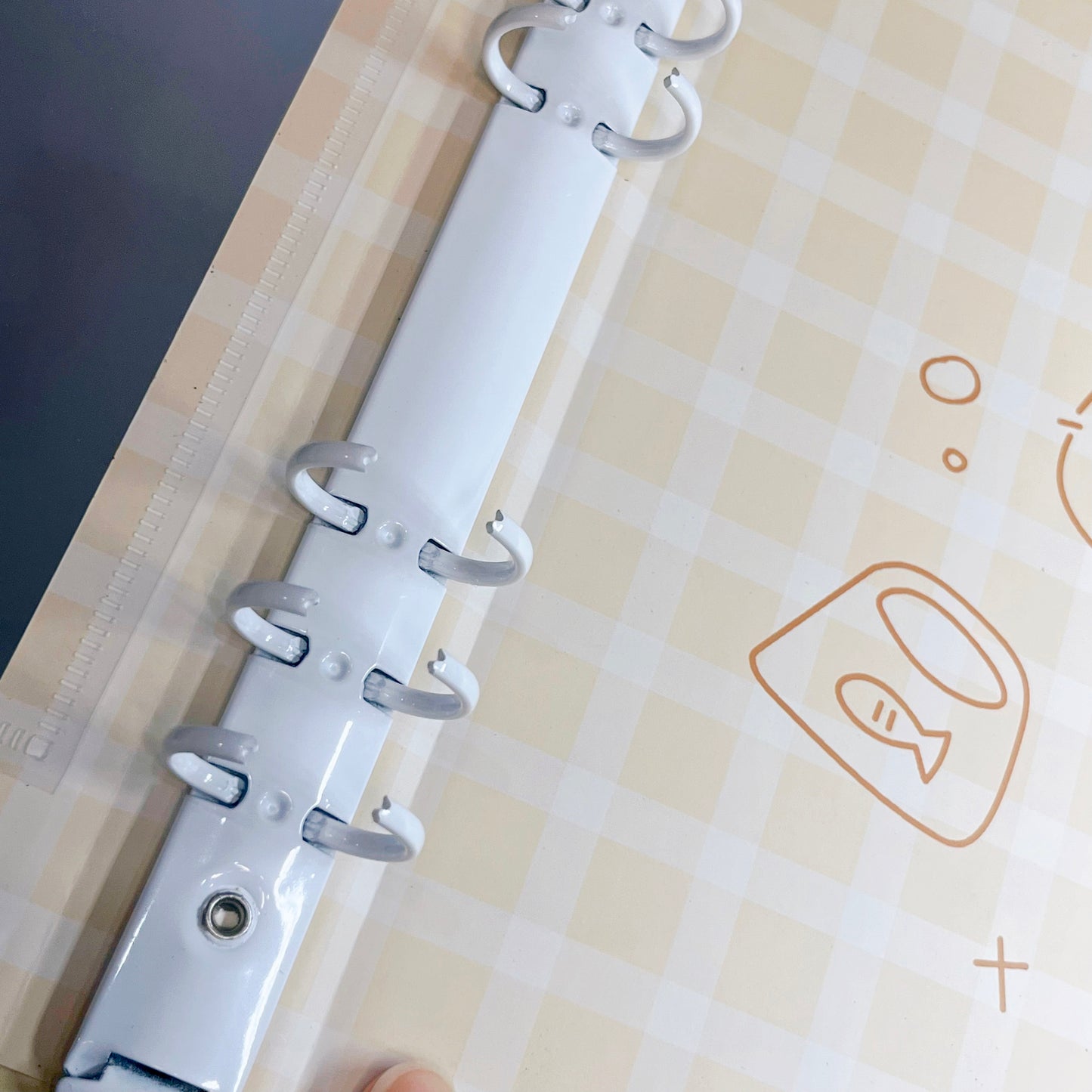 [054] A5 Photocard Binder — Cat Design with Full Wrap Magnetic Closure