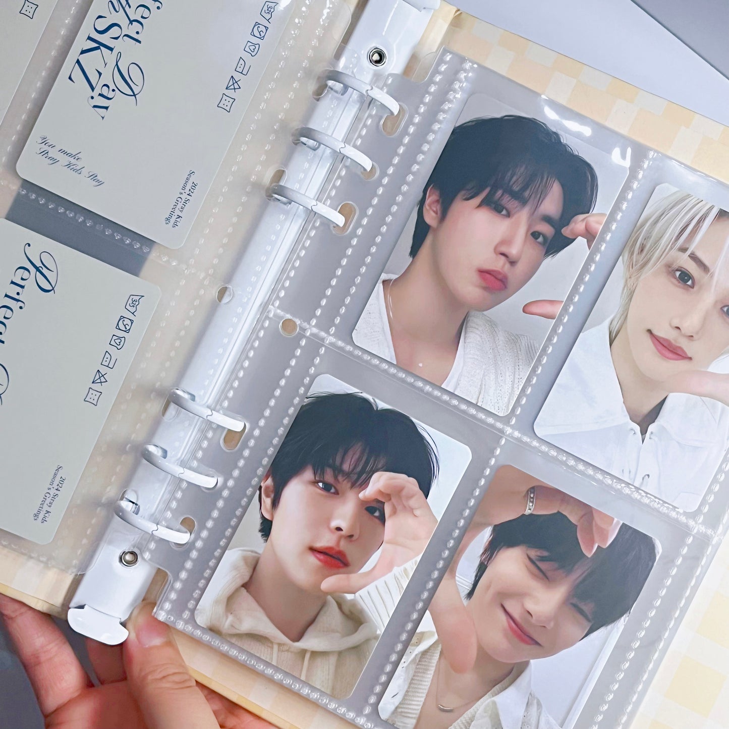 [054] A5 Photocard Binder — Cat Design with Full Wrap Magnetic Closure
