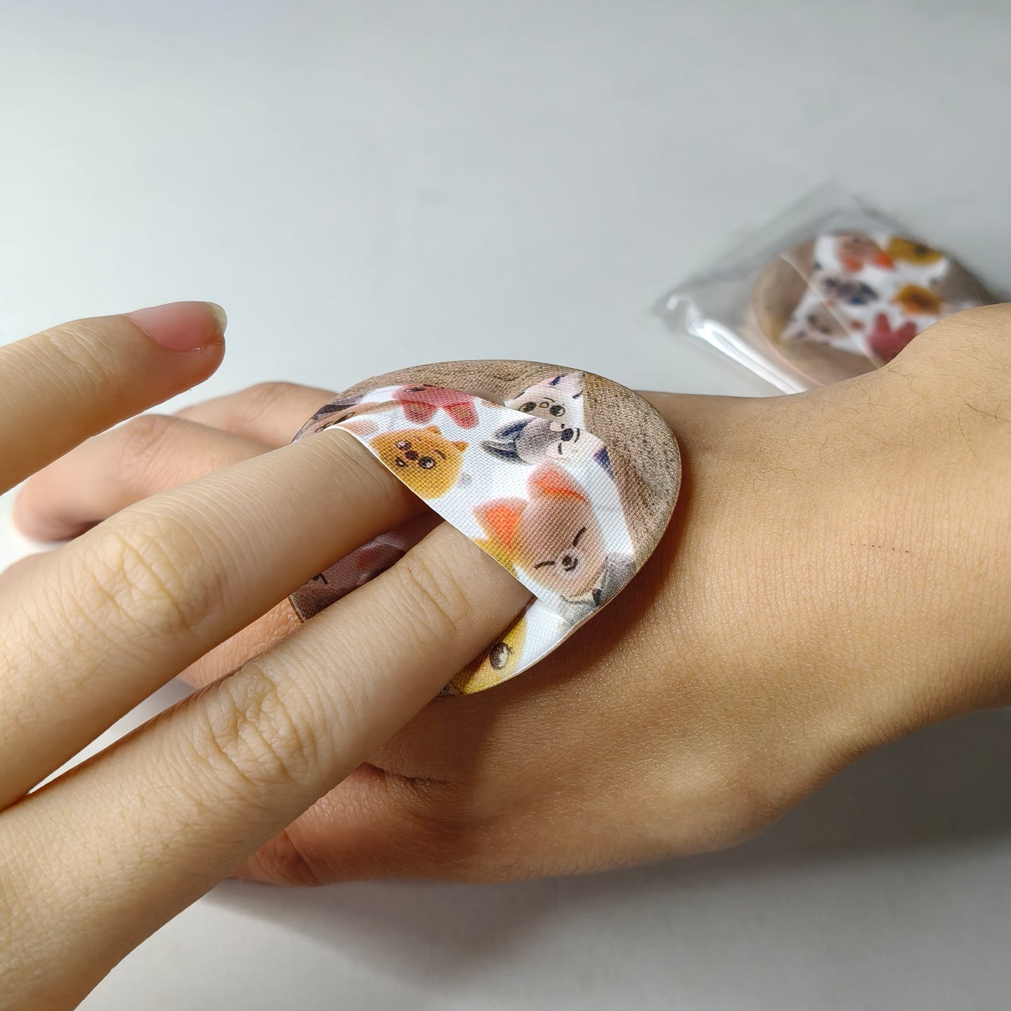 [108] SKZ Powder Puff (2 pcs) — Cute On-the-Go Touch-Up Companion