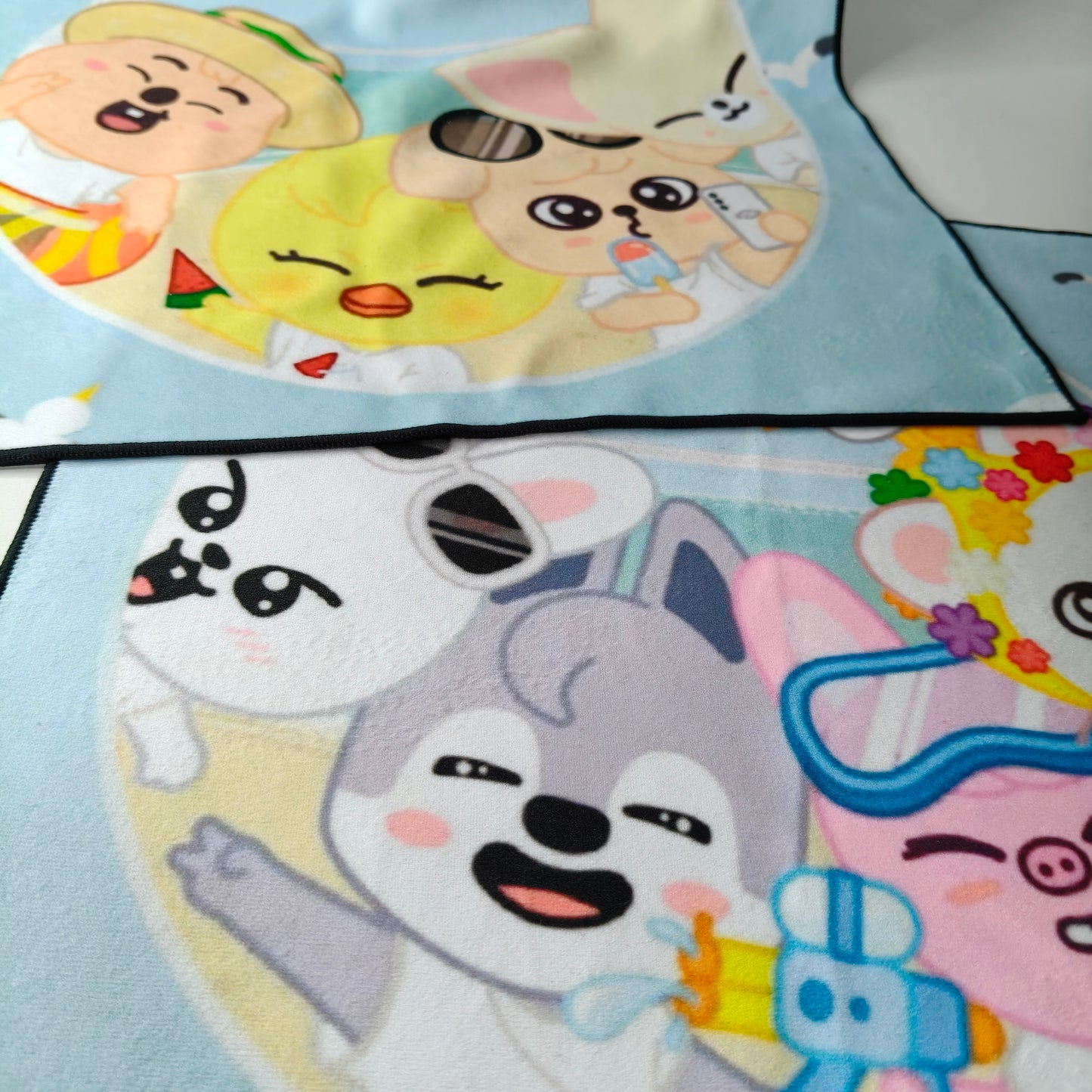 [109] SKZ Mounting Putty — Reusable & No-Residue Adhesive (13.8"×13.8")